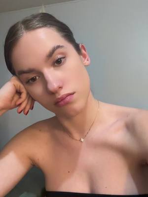 A post by @celiaa.dunand on TikTok caption: 👑👑👑