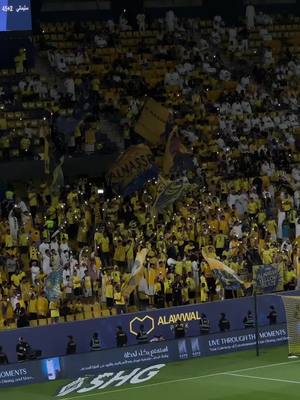 A post by @alkasstvsports on TikTok caption: 🎥 شوف | بالفلاشات.. احتفالات نصراوية بالتقدم 2-1 على #الرياض في الأول بارك ضمن الجولة 27 من دوري روشن السعودي للمحترفين  #النصر_الرياض #قنوات_الكاس  #SPL #rsl  #دوري_روشن_السعودي  #الرياضة_على_التيك_توك 