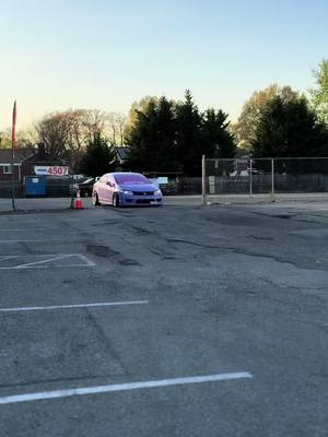 A post by @joss_rivas1 on TikTok caption: 👩🏼‍🦰💜💜✨ #fyp #civic #jdm #cargirl #hondas #purple #cargirls #jdm #fypシ #viral 
