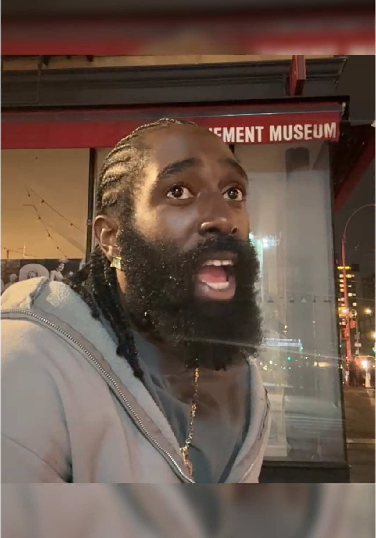 A post by @twitchojaysuave on TikTok caption: Twitch: OjaySuave #confidence 