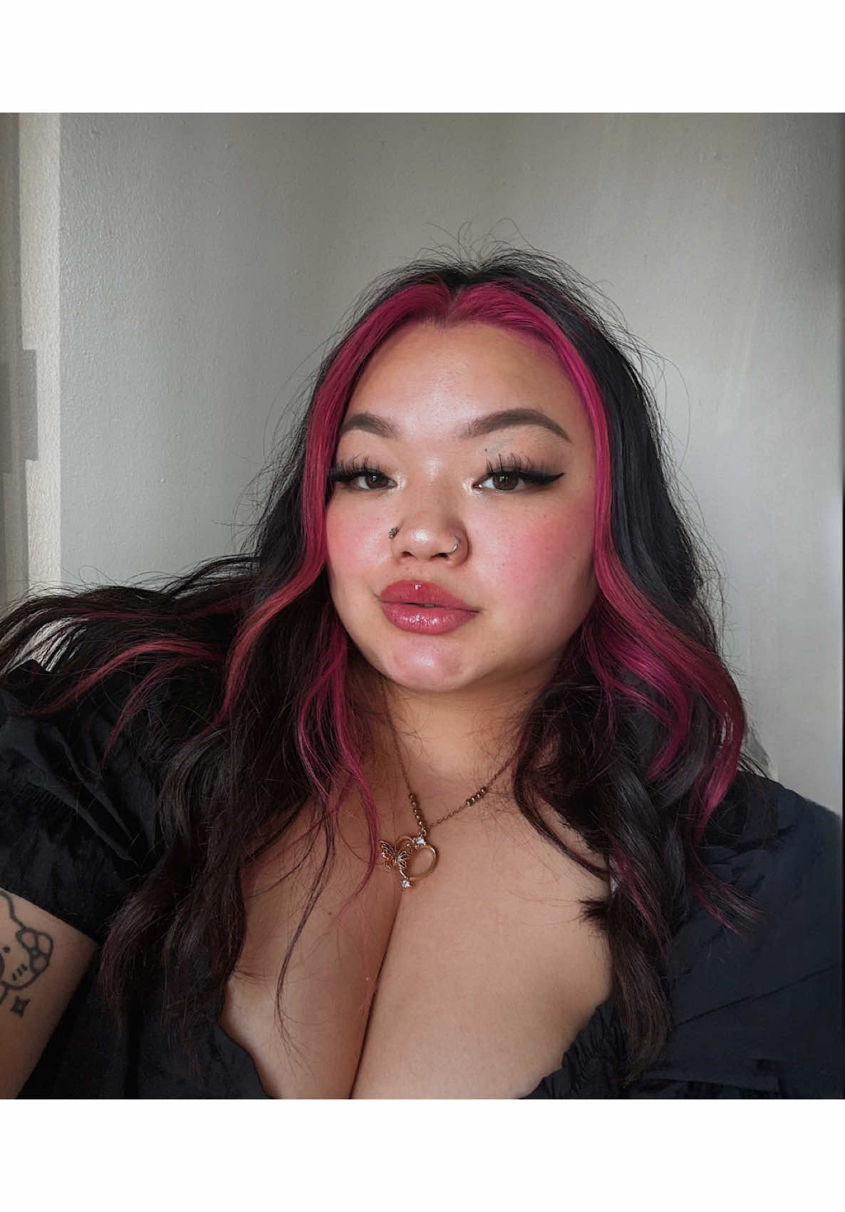 A post by @.exquisitela on TikTok caption: Your sign to trust the process and have your friend dye your hair. A little change goes a long way. 🤍🫶🏼 Thank you to my friend, Keziah for taking the time to dye my hair. It was fun, we were laughing so much because she was using a plastic bag as a glove but a real one for using her hands. You made me feel better and prettier about myself with my appearance. I appreciate you so much. 🤍 #hairtransition #hair 