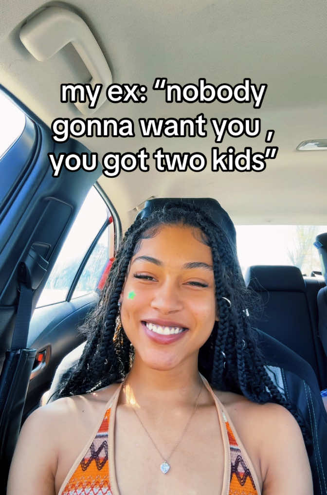 A post by @lovin1_liyah on TikTok caption: like baby you just don’t knowwwwwww😌😌😌😌