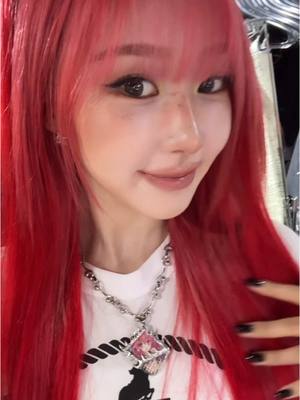 A post by @aespa_official on TikTok caption: i like my makeup today and my accessories  #aespa #æspa #에스파 #GISELLE #지젤