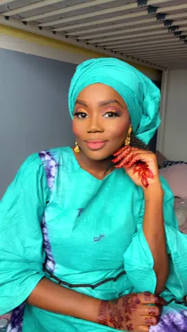 A post by @habymgsy2 on TikTok caption: #pourtoii #eidmubarak #soninkara🇸🇳🇲🇱🇲🇷🇬🇲🇬🇳 #tiktokfrance🇨🇵 