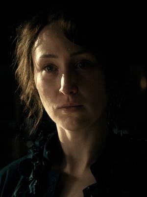 A post by @hulu on TikTok caption: Okay, who else was feeling bad for Sugar? Now streaming: #AThousandBlows #StephenGraham #ErinDoherty