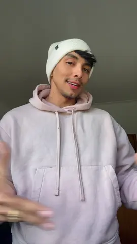 A post by @jordanrrosas on TikTok caption: Ya no soy ACT ? 😰 No puedo creer que esto sea un tema de conversación….