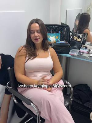 A post by @spencer.barbosa on TikTok caption: ITS OFFICAL🤎👏as a huge @Blume Skin fan I am FAN GIRLINGGGGG🤎 best lippie in the world! SHOP NOW!!!  #girls #blumepartner #blume 