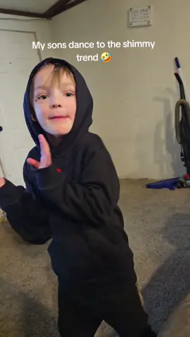 A post by @lexikidd on TikTok caption: #funny #trend #funny #son #viral 