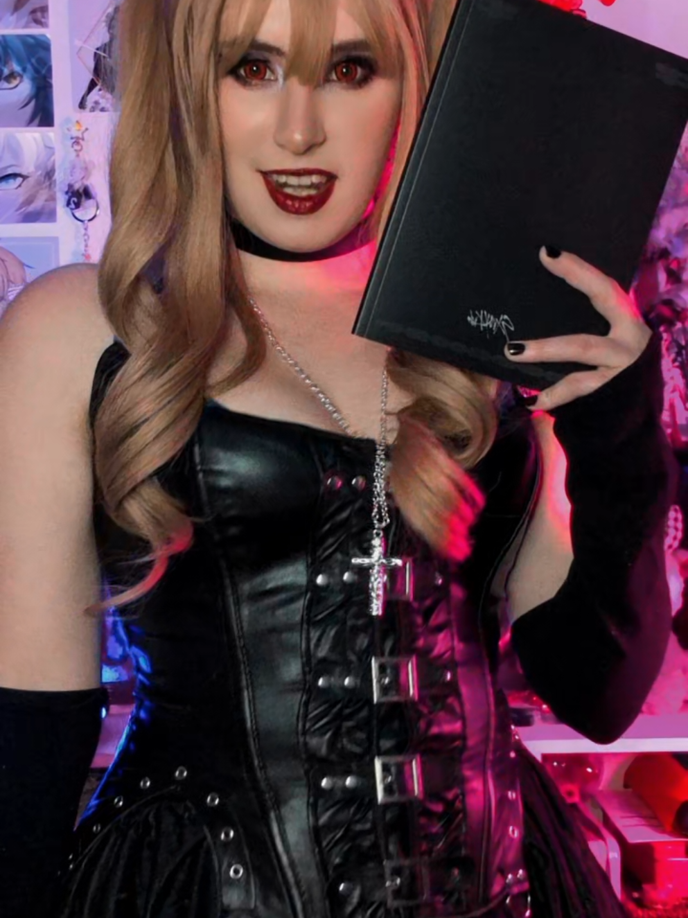 A post by @alycas_cosplay on TikTok caption: Fun fact, that's not a D3ath Note, it's the picture booklet from my 5Star Stray Kids album 🫣 | #cosplay #alycascos #deathnote #deathnotecosplay #misaamane #misaamanecosplay #canada🇨🇦 