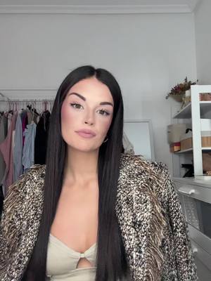 A post by @angelaprzc on TikTok caption: Hello