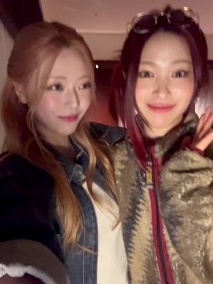 A post by @itzyofficial on TikTok caption: Σ>―何が好き?♡→ #ITZY #MIDZY #RYUJIN #류진 #YUNA #유나