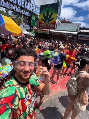 A post by @riadhlevrai on TikTok caption: Vous connaissez cette fête ? 🇹🇭💦