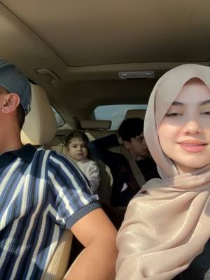 A post by @roohzay007 on TikTok caption: یکی از فواید نشستن پهلوی شوهر💞🥰#خوشی #خنده #لحظات #افغانستان🇦🇫 #couple #المانيا #happiness #trendy #شوخی 