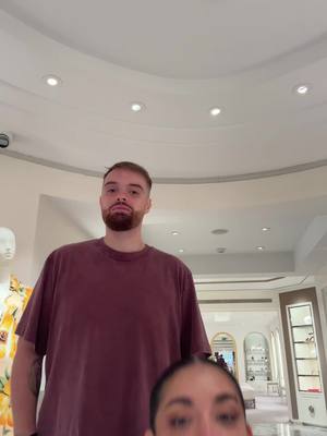 A post by @ibaillanos on TikTok caption: Os gusta este remix? @Maria Becerra 