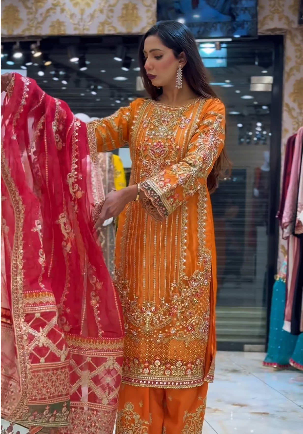 A post by @amayrah.official on TikTok caption: HUSN (SB-33) BY IMROZIA’S SAJAL BRIDES EDIT✨#CapCut #amayrahfashion #amayrahfashionsouthall #pakistanidesignerwear #tiktoklive #newstock #imroziapremium #southall #lahore #karachi 