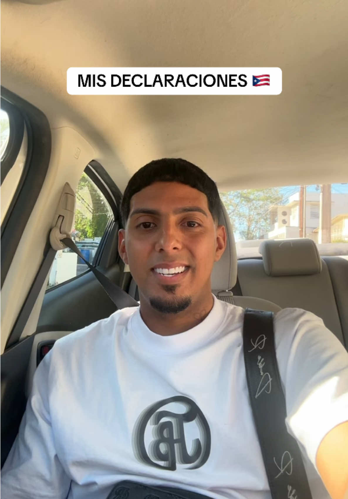 A post by @iamfredeerick on TikTok caption: no se molesten conmigo… yo las amo demasiado y sobre todo las admiro 🇵🇷 PAZ; AMOR Y ENTENDIMIENTO ❤️