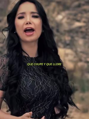 A post by @paolajarapj on TikTok caption: De esas colaboraciones que me remueven todoooo o que dice mi mona bella? @FrancyPopular  Qué otro junte femenino les ha gustado? #Francy #PaolaJara #popular #clasicos #artistas 