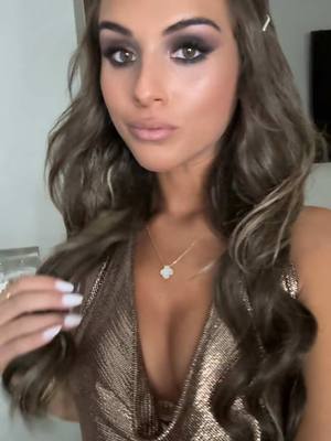 A post by @danielleloyf on TikTok caption: 🧿