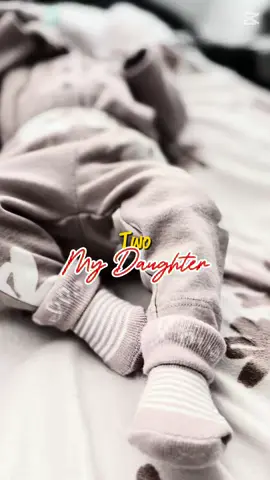 A post by @crazy__bxby on TikTok caption: dois minha filha primogênita você me ensinou muito você me ensinou como amar e viver a vida por você você significa o mundo para mim eu faria qualquer coisa por você meu amor eu te amo até a lua e de volta meu doce bebê   #CapCut #ilovemydaughter #myworld🌍 #mybabygirl✨🧸 