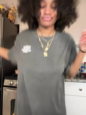 A post by @lailasmithmusic on TikTok