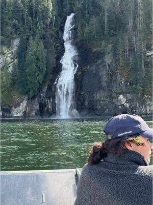 A post by @missoneil on TikTok caption: these waters…  thank you to my lil bro for always hooking me up with great captures when I’m zoning in…  @Colin O'Neil 