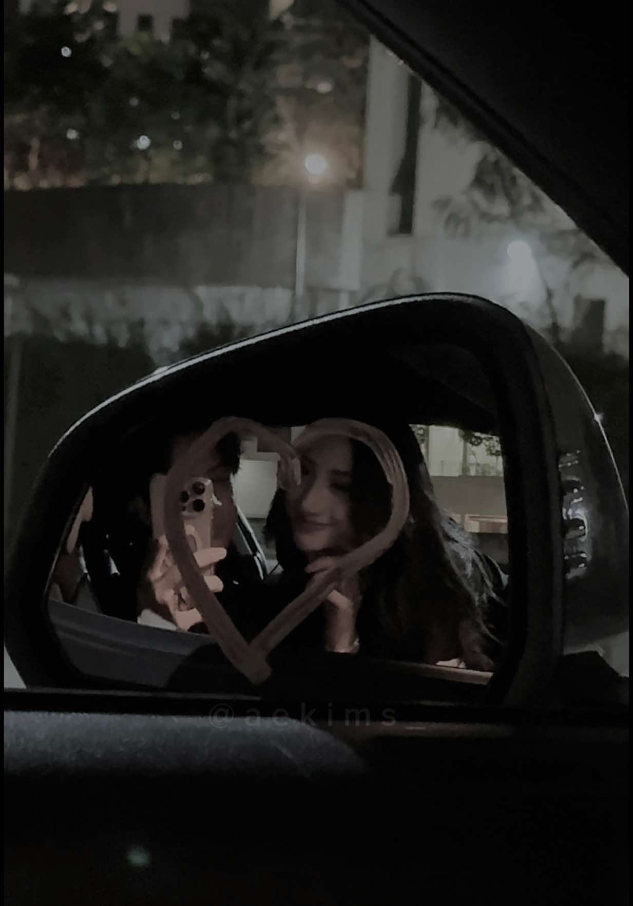 A post by @aemilst on TikTok caption: @K. new fav wallpaper ❤️‍🩹 #fyp #couples 