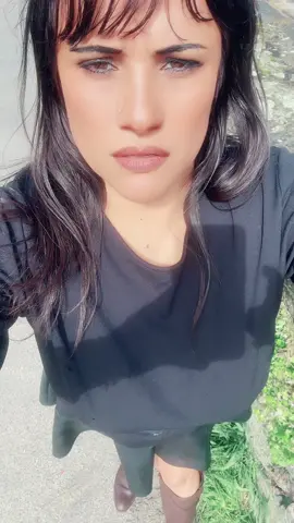 A post by @alex271976 on TikTok caption: Uno más pa la lista que también me corone####😘😘😘😘😘😘😘😘 ###💛💙♥️ ###🇪🇨 ###🇪🇸 ###paratiiiiiiiiiiiiiiiiiiiiiiiiiiiiiii 