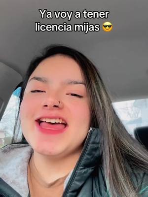 A post by @nicol_gomez__ on TikTok caption: 😎💅🏻