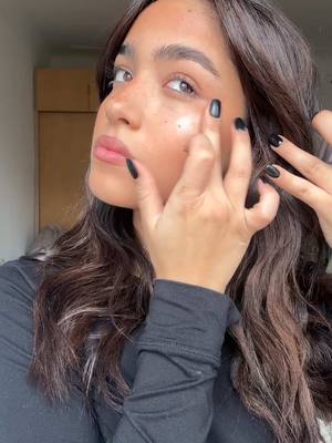 A post by @yasbarbieri on TikTok caption: Butter Yellow with @Nyx Cosmetics Italy  #adv #nyxcosmeticsitaly