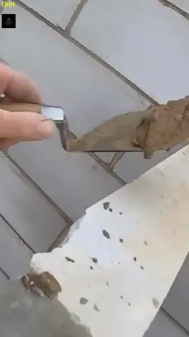A post by @buildermanvlog on TikTok caption: #bricklayer #brick #viral #foryou #construction