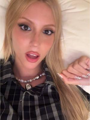 A post by @nahgand on TikTok caption: Kkkkkkkkk amo ser hipocrita