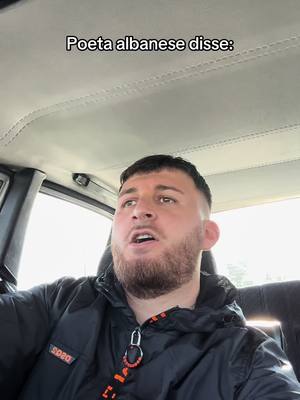 A post by @emanuelasllani on TikTok caption: Askoltate poeti 😅💪🏻🇦🇱❤️