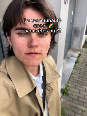 A post by @coltleduo on TikTok caption: Y’a du monde ici ?!? « Lionnes » parle de nous ! #wlwcouple #wlwtiktok #lesbiansoftiktok #lesbiennes🏳️‍🌈 #lesbiennes #lesbiennefrance #lesbienne #queertiktok #queertok #lesbiennesoftiktok 