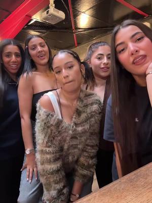 A post by @enmodefullchico on TikTok caption: @Maissahocini @Houria Hocini ❤️❤️❤️❤️