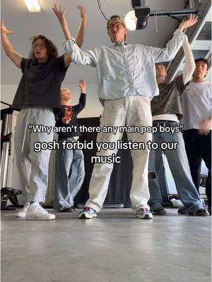 A post by @fullcircleboys on TikTok caption: Gosh #boyband #sabrinacarpenter #onedirection #bensonboone #oliviarodrigo #chappellroan #tatemcrae #taylorswift #fullcircleboys 
