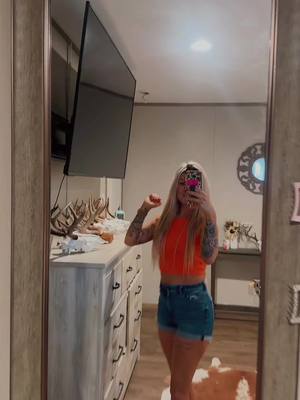 A post by @deerslayingmama on TikTok caption: #foryoupage #viralvideo  #neverbesosure #whitelies #mypeeps  