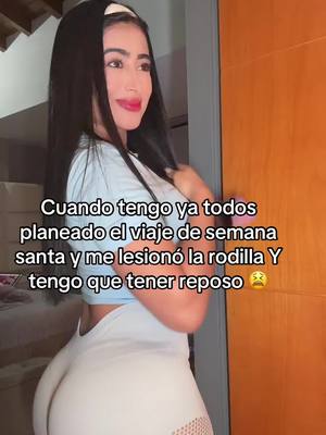 A post by @monicavallejolives on TikTok caption: 😫