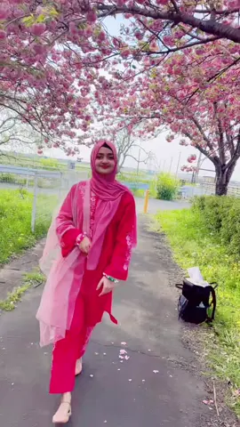 A post by @faroquehossen935 on TikTok caption: #foryou @(EFA.😘FAHIM)👰‍♂️👼 @Akhi Akter 