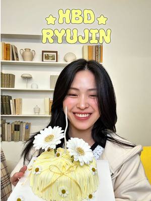 A post by @itzyofficial on TikTok caption: IT’Z #RYUJIN ’S BIRTHDAY🎂 #ITZY #MIDZY #HappyRyujinDay #류진 #예쁜나이_스물다섯_신류진 #ACEnterRyujinDay