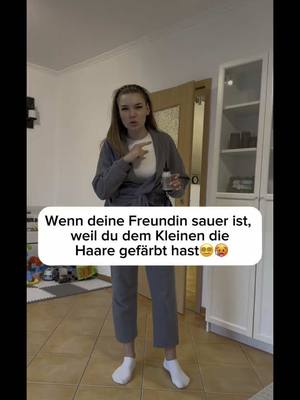 A post by @manja_faiez on TikTok caption: Wie würdet ihr reagieren?🤣🥵#fyp #foryouupage ##typischfrau #typischmann #nomobbing #justtfgorfun#couplecomedy #funnyvideos#fypシ #fypage #fürdich #goviral #viralvideo #viraltiktok#nehmtesmithumor