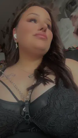 A post by @vanniz_official on TikTok