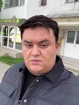 A post by @florinelioana on TikTok caption: #fyp #boom @Florinel Ioana Îi bun și așa 🤦‍♂️