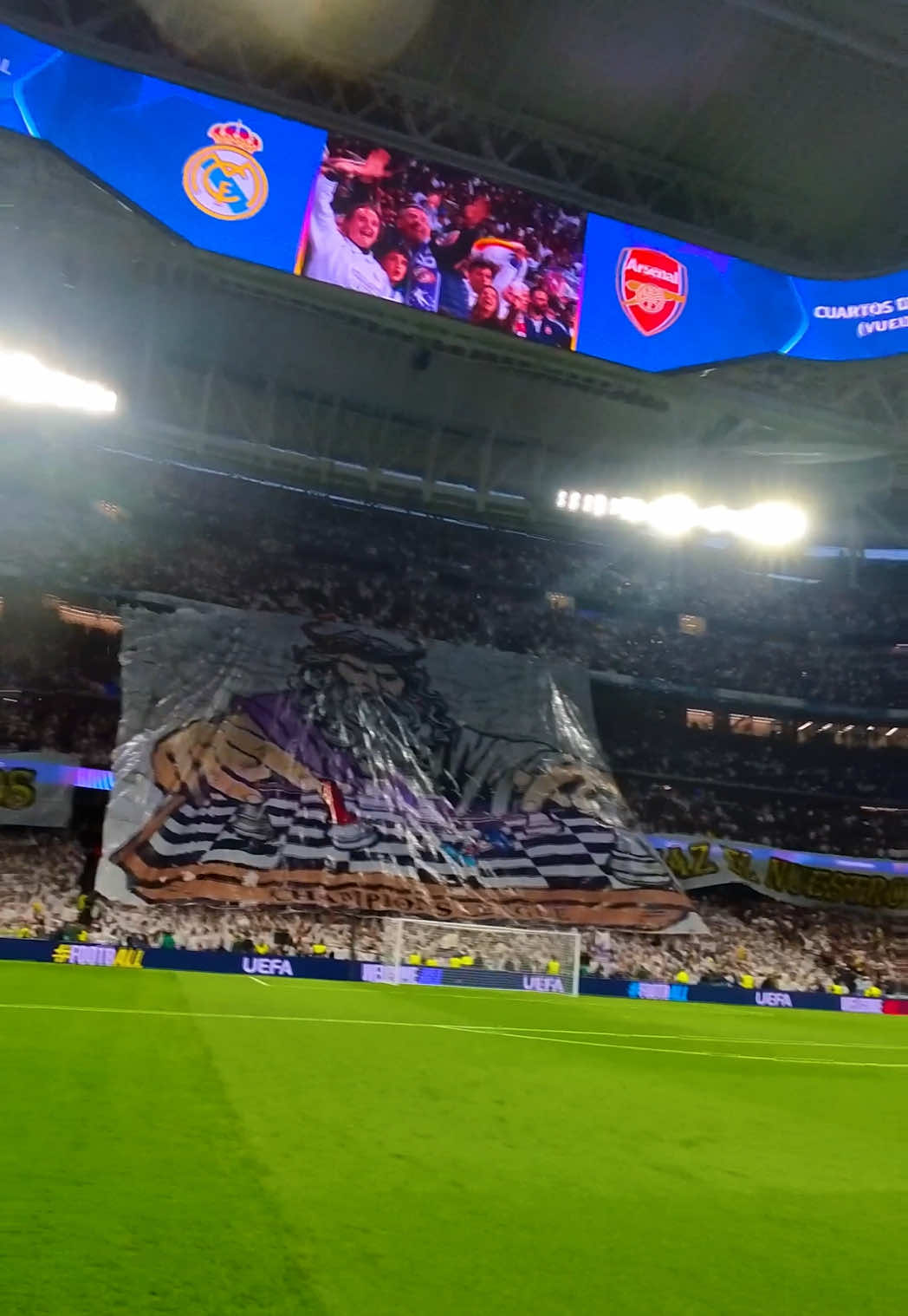 A post by @oussifooty on TikTok caption: Does it get any better❓😱 #football #soccer 