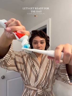 A post by @alondra.leneisha on TikTok caption: Hope you guys have a great day!☀️🫶🏽 #momcontent #vlog #momtok #momlife #fyp #morningroutine #momlife #pregnant #pregnant #pregnancytiktok #skincareroutine #grwm @Travis 