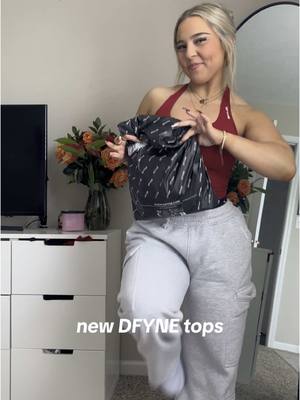 A post by @baylee_gill on TikTok caption: nothing I love more than getting new activewear🌟💕 dc BAYLEE