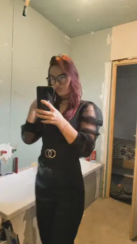 A post by @sofyasofy7 on TikTok caption: #💋🥰🥰foryou💋💋💋 