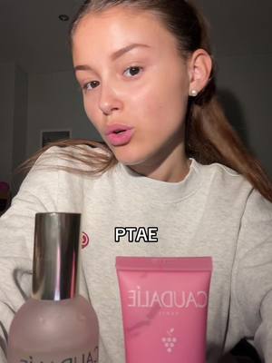 A post by @spee233 on TikTok caption: votre complexe??🫶 aimez-vous !! @Caudalie @NYX COSMETICS FRANCE @L’Oréal Paris @Huda Beauty @Maybelline New York France @Too Faced @Charlotte Tilbury 