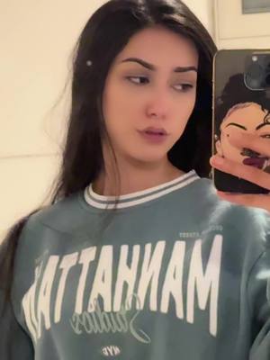 A post by @haniye_mazari_officiall on TikTok caption: #شرمندتم_جوانی_🖤🖐🏻 