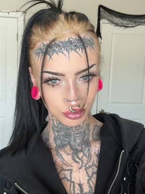 A post by @m0rguekitty on TikTok