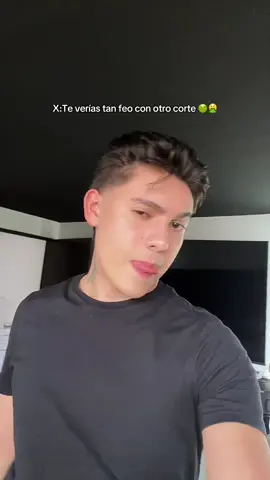 A post by @alexcortex on TikTok caption: MUY FEO?  😏😉 #cambiodelook 